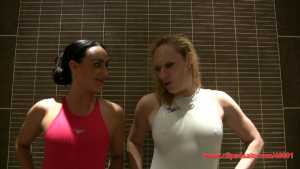 2-girl-underwater-lesbian-swimsuit-breat