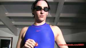 chloe-underwater-swimming-in-hydrasuit-s