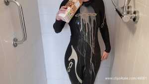choc-milk--cream-wetsuit-shower--jess_2.