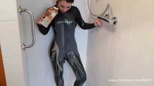 choc-milk--cream-wetsuit-shower--jess_8.