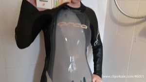 choc-milk--cream-wetsuit-shower--jess_9.