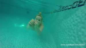 keira-nude-breath-holding-underwater-poo